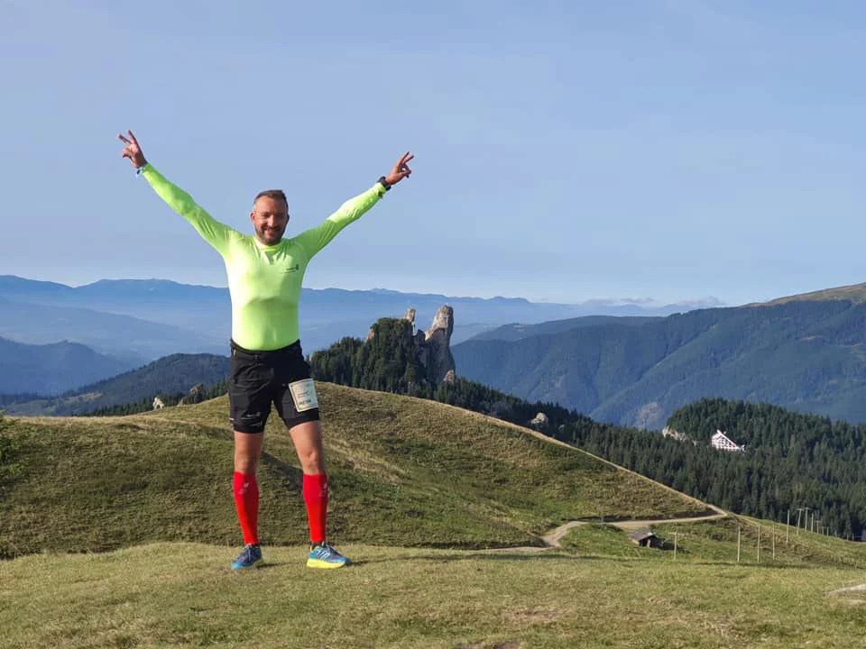 Vasile Varvaroi a alergat timp de 24 de ore pentru copiii cu autism